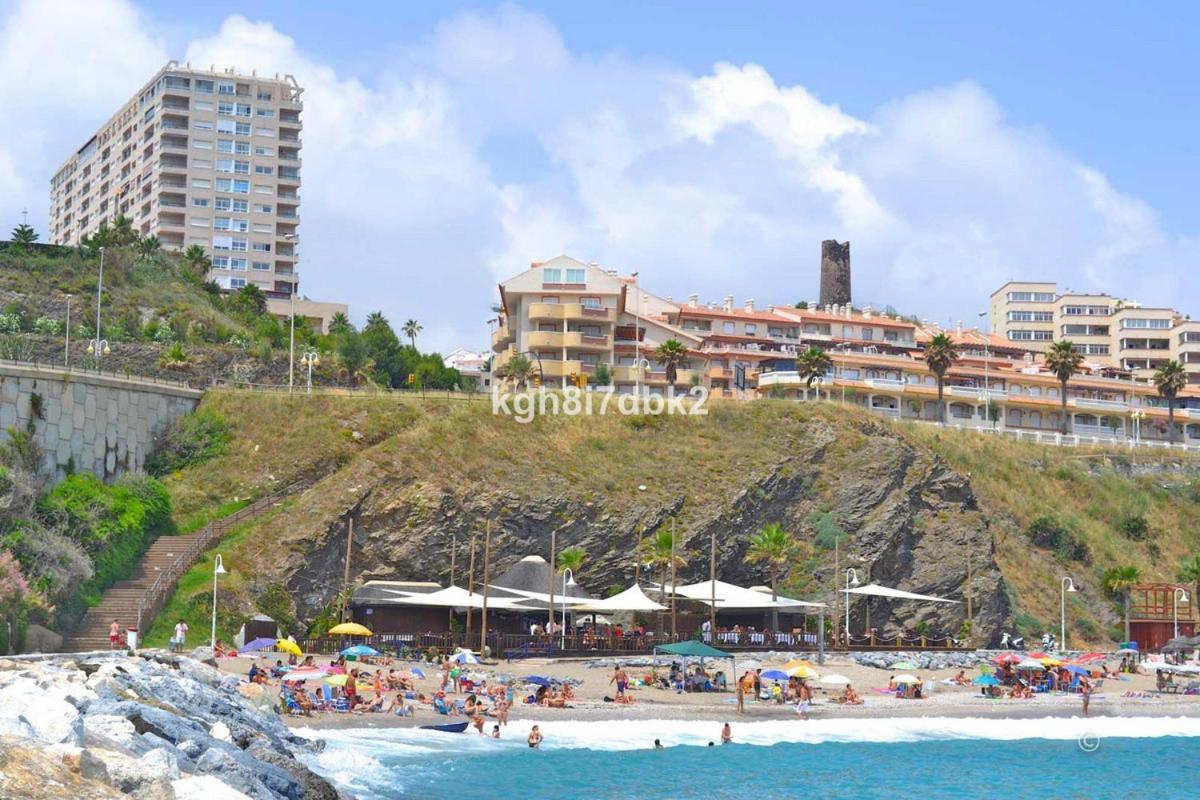 Beach And Pool Holidays At The Grand Coloso Benalmádena Esterno foto